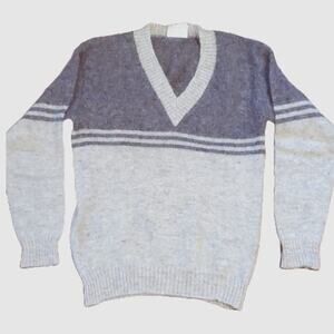 VTG Samband of Iceland Icelook V-Neck Gray Wool Sweater SZ M
